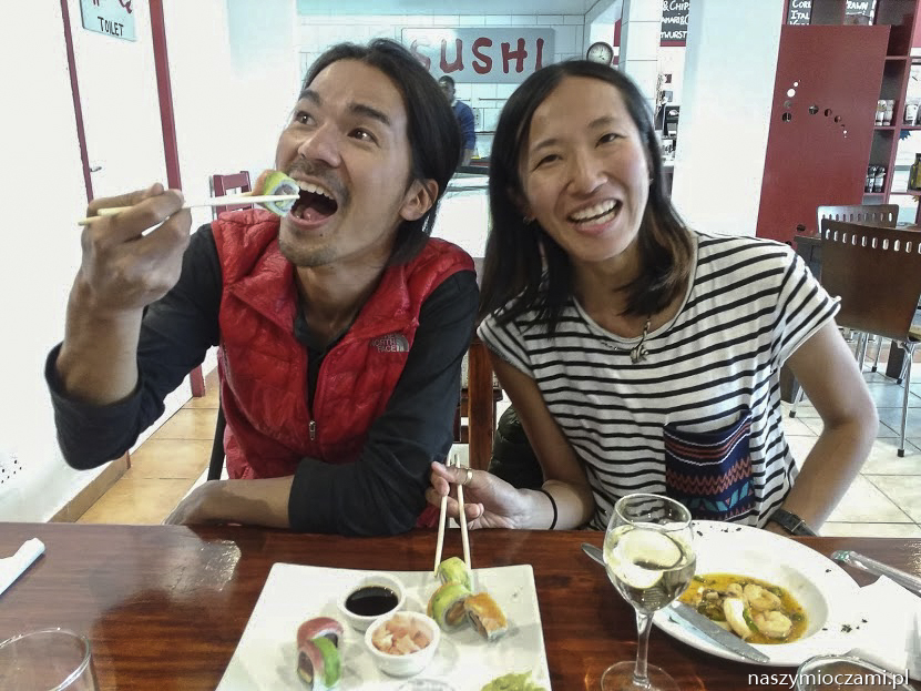 Chicaku i Ryosuke stęsknieni za sushi.